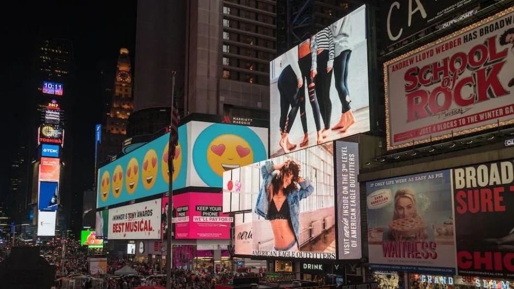 How To Reduce Dead Pixels Rate of Big LED Billboards